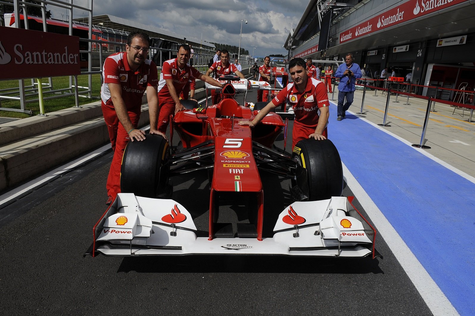 alonso, Massa, 2012, Cars, F2012, Ferrari, Formula, One, Race, Stands, Pit lane, Stands, Paddocks Wallpaper