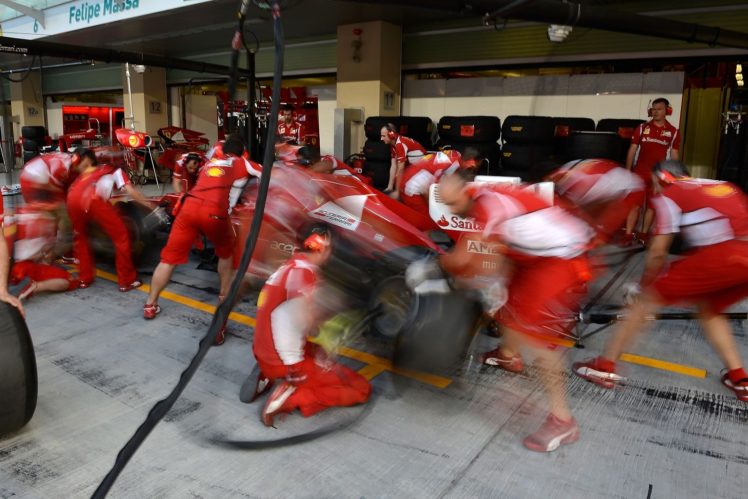 alonso, Massa, 2012, Cars, F2012, Ferrari, Formula, One, Race, Stands, Pit lane, Stands, Paddocks, Tyres, Change, Ma HD Wallpaper Desktop Background