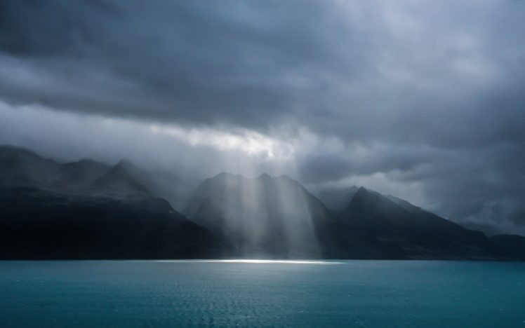 spotlight, New, Zealand, Lake, Wakatipu, Queenstown, Storm, Clouds HD Wallpaper Desktop Background