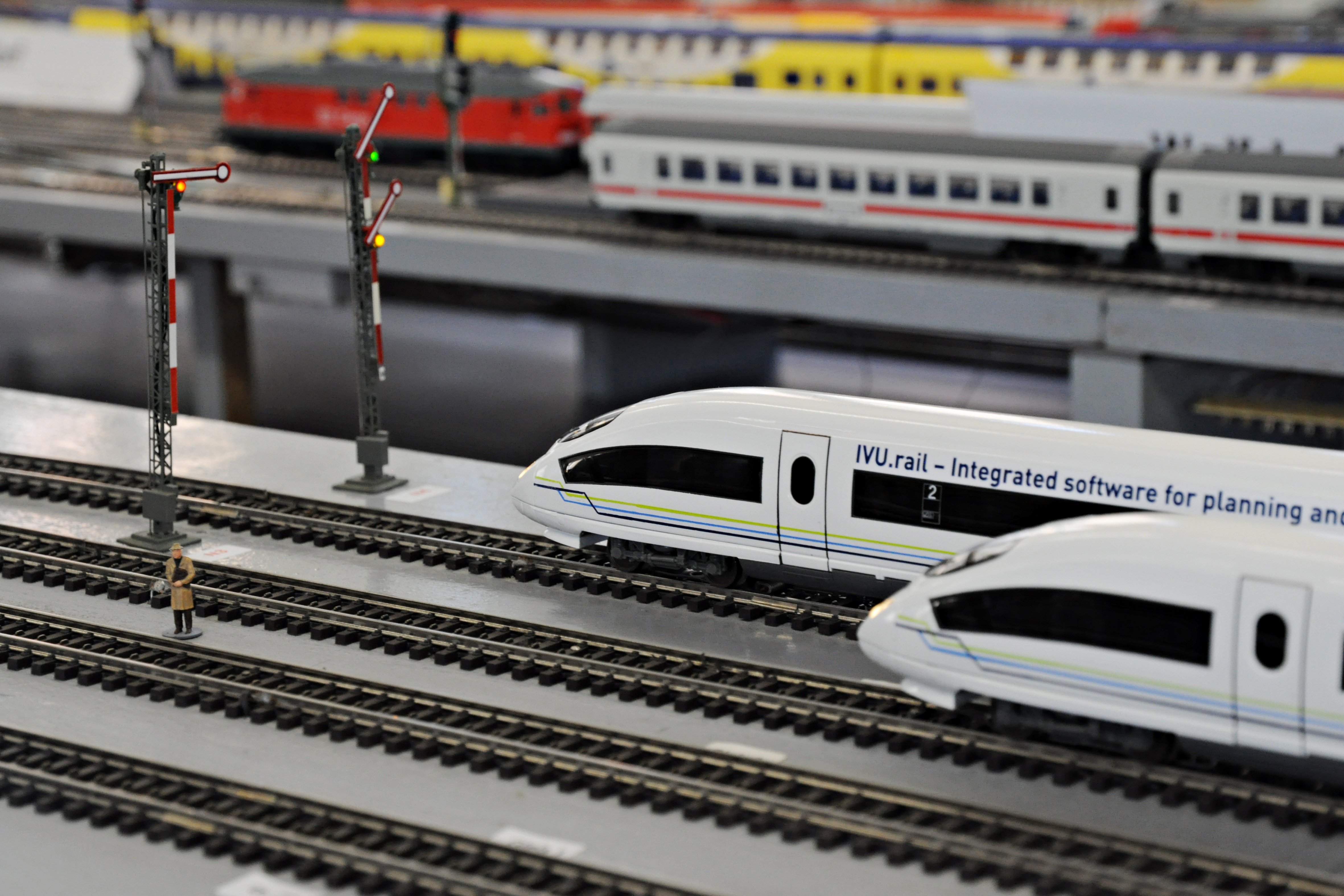 model train, Train, Toy, Model, Railroad, Minature, Trains, Tracks Wallpaper