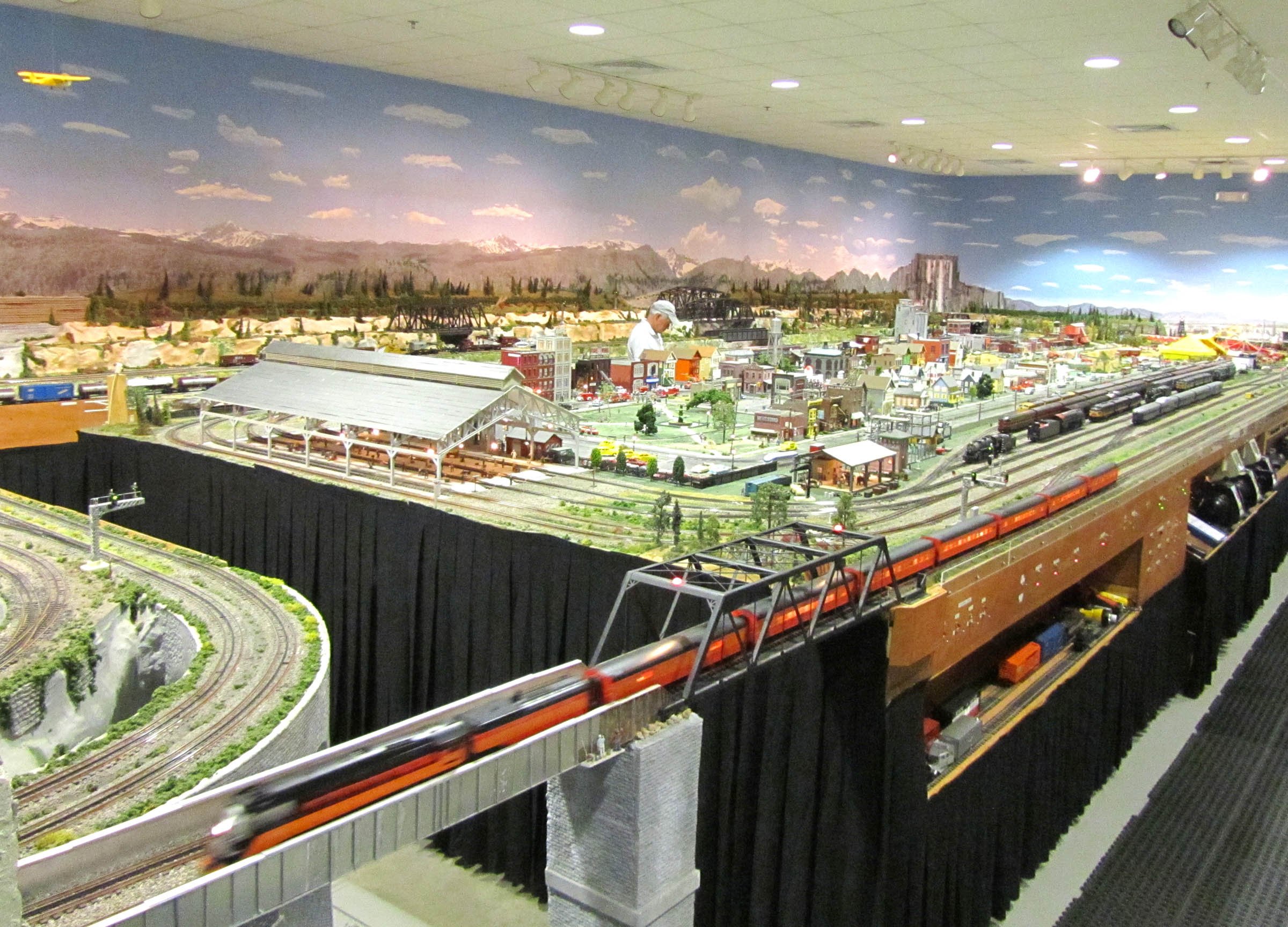 model train, Train, Toy, Model, Railroad, Minature, Trains, Tracks Wallpaper