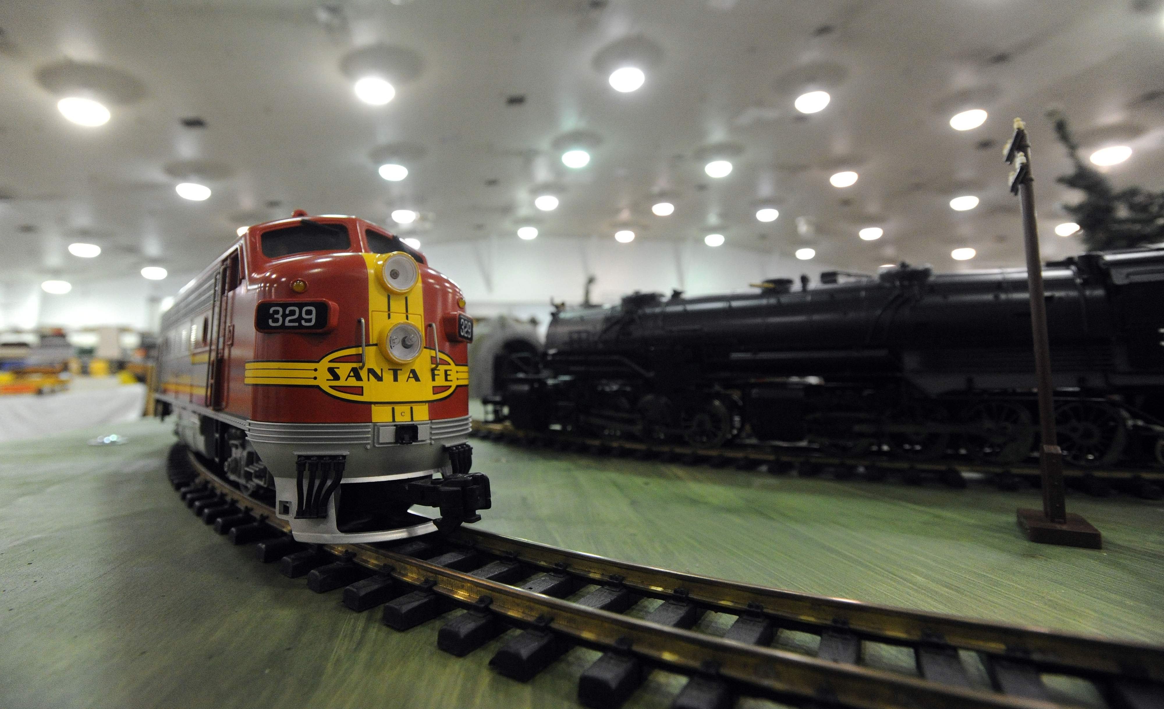 model train, Train, Toy, Model, Railroad, Minature, Trains, Tracks Wallpaper