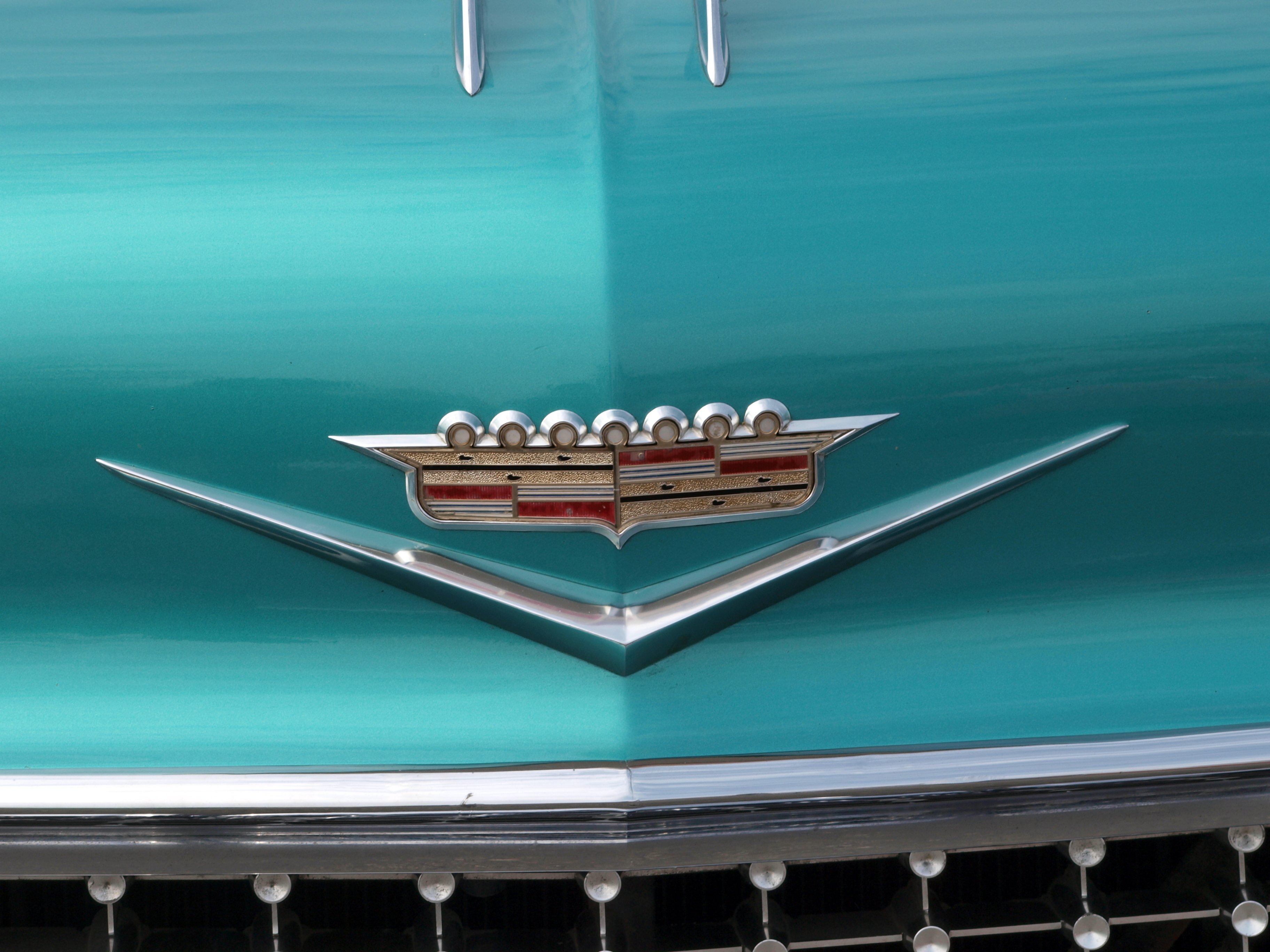 Cadillac эмблема