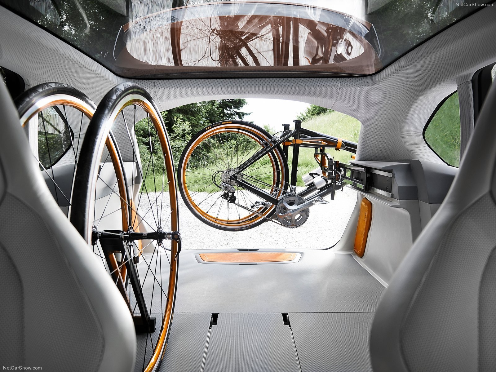 2013, Bmw, Active, Tourer, Outdoor, Concept Wallpaper