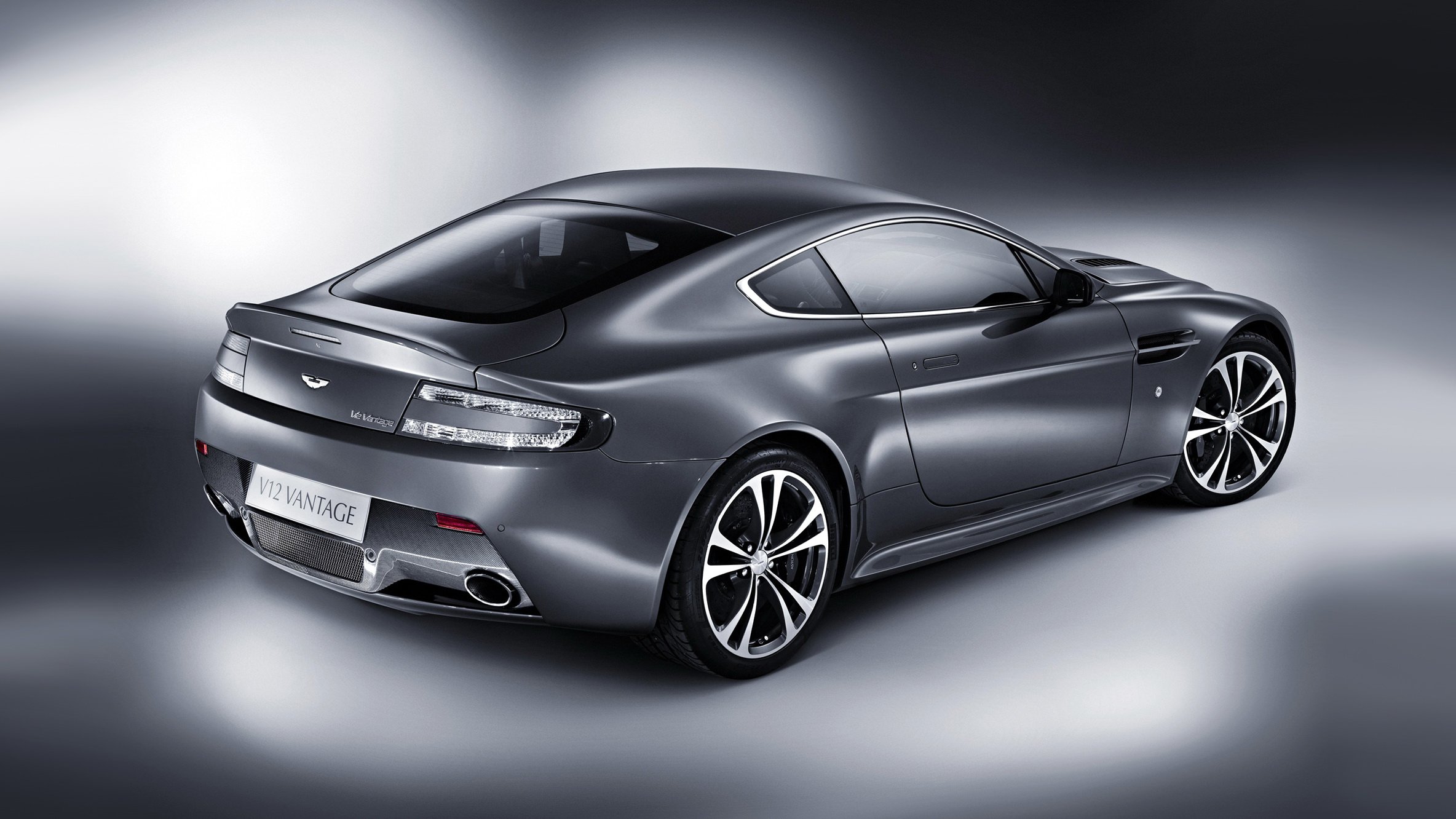 aston, Martin, V12, Vantage Wallpaper