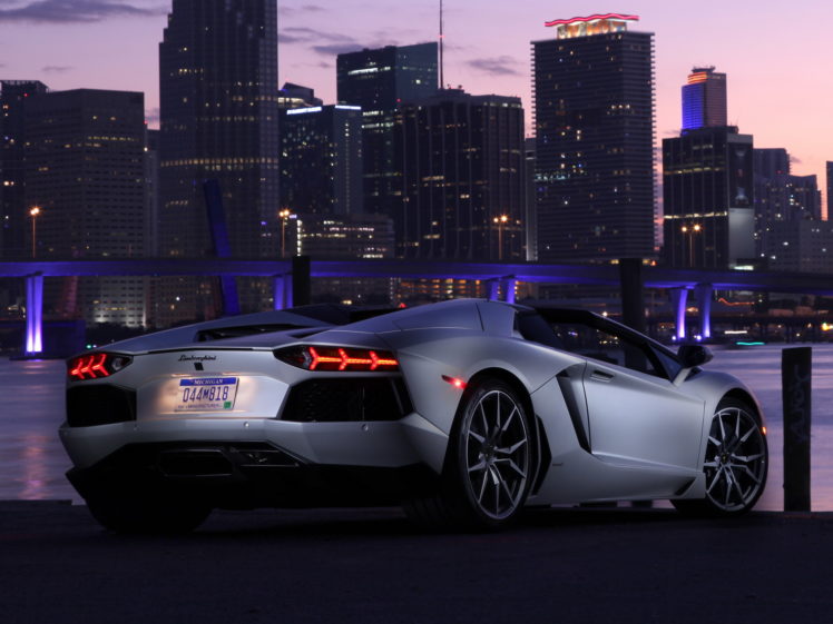 2014, Lamborghini, Aventador, Lp700 4, Roadster, Silver, Supercar, Cities HD Wallpaper Desktop Background