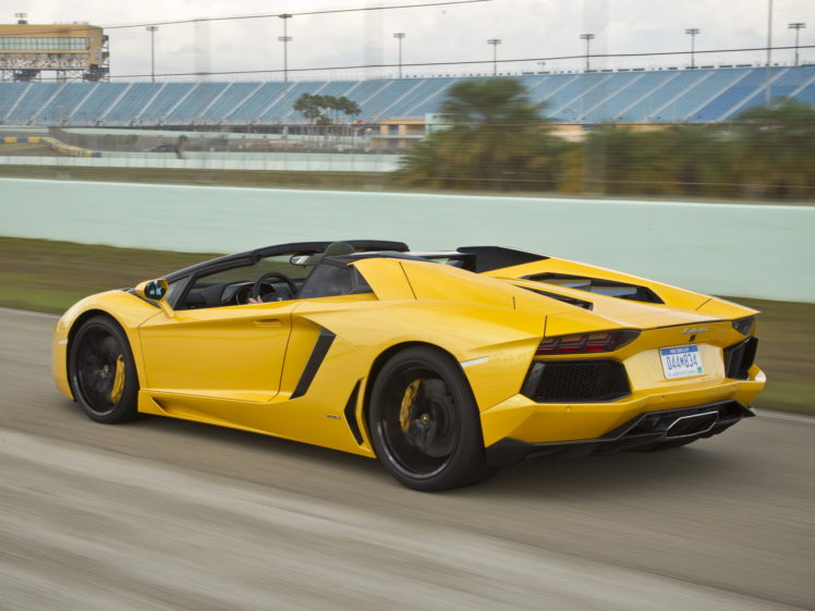 2014, Lamborghini, Aventador, Lp700 4, Roadster, Yellow, Supercar HD Wallpaper Desktop Background