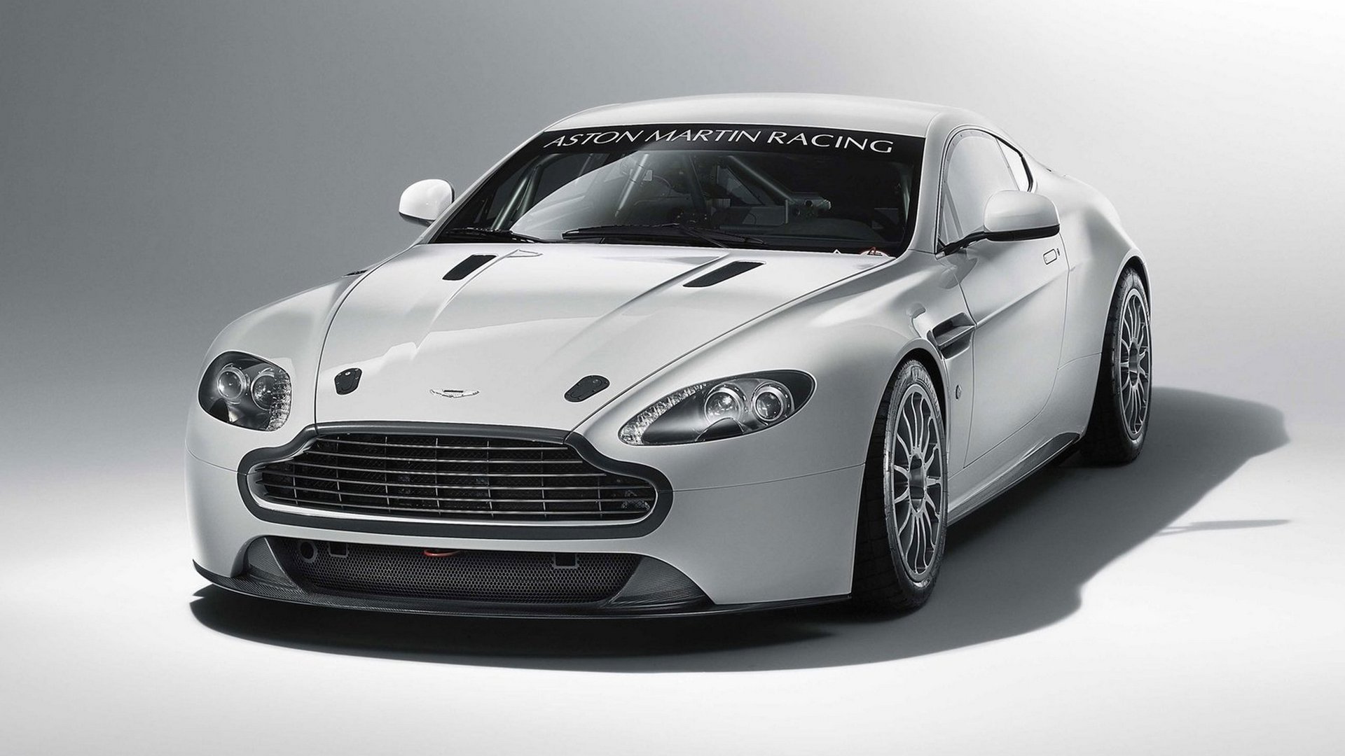 aston, Martin, Vantage, Gt4, 2011 Wallpaper