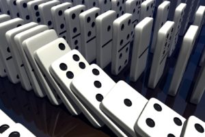 dominoes, Game
