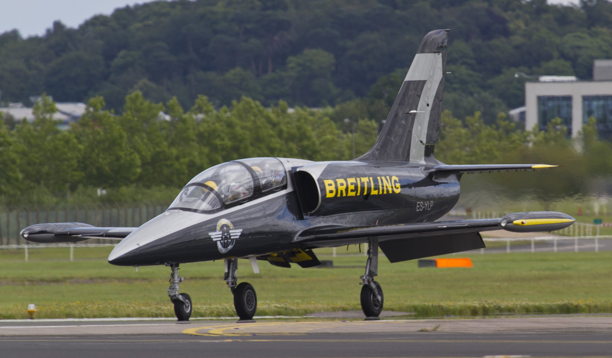 aero, L 39, Albatros, Breitling, Jet, Team, Acrobatic, Aircrafts Wallpaper