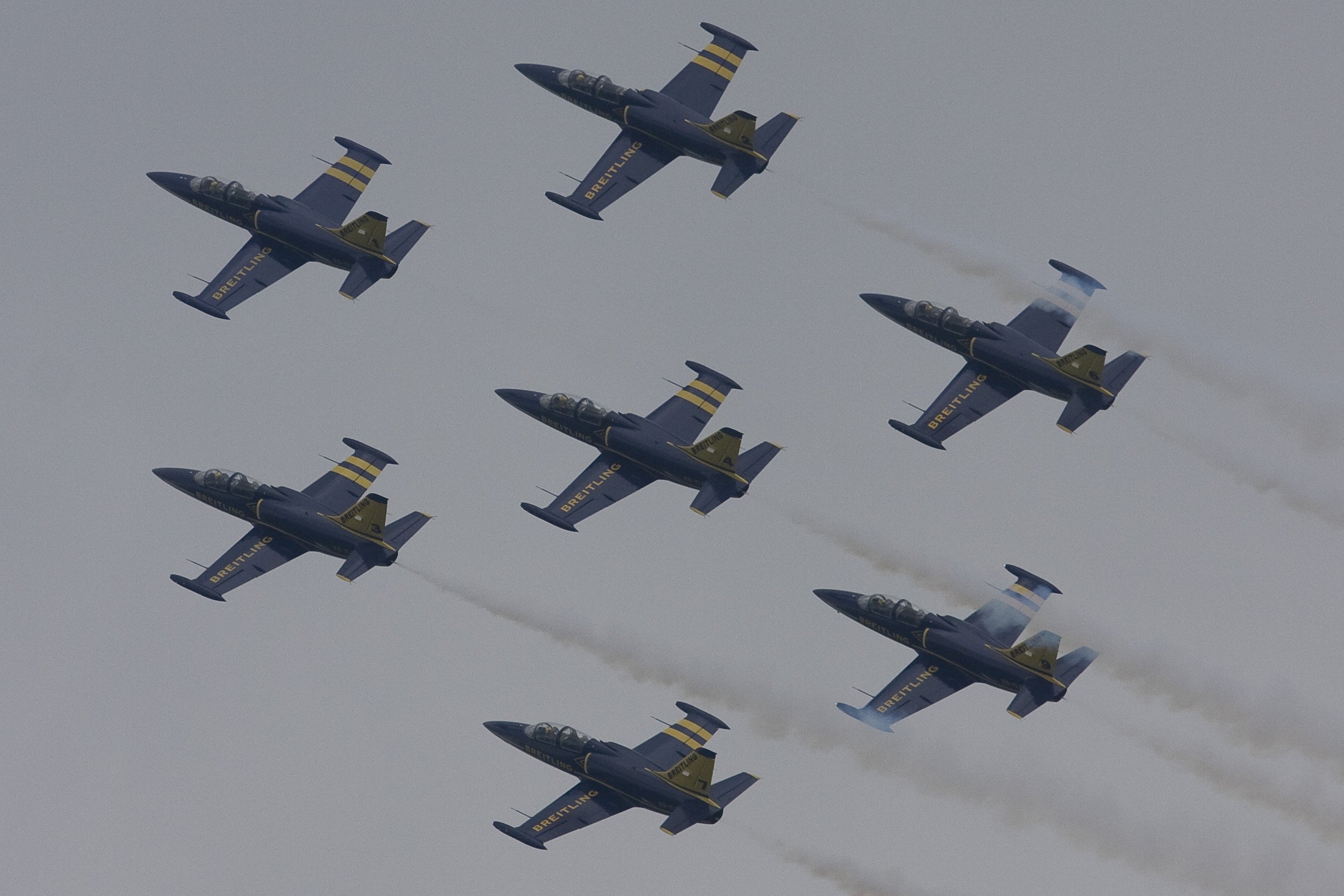 aero, L 39, Albatros, Breitling, Jet, Team, Acrobatic, Aircrafts Wallpaper