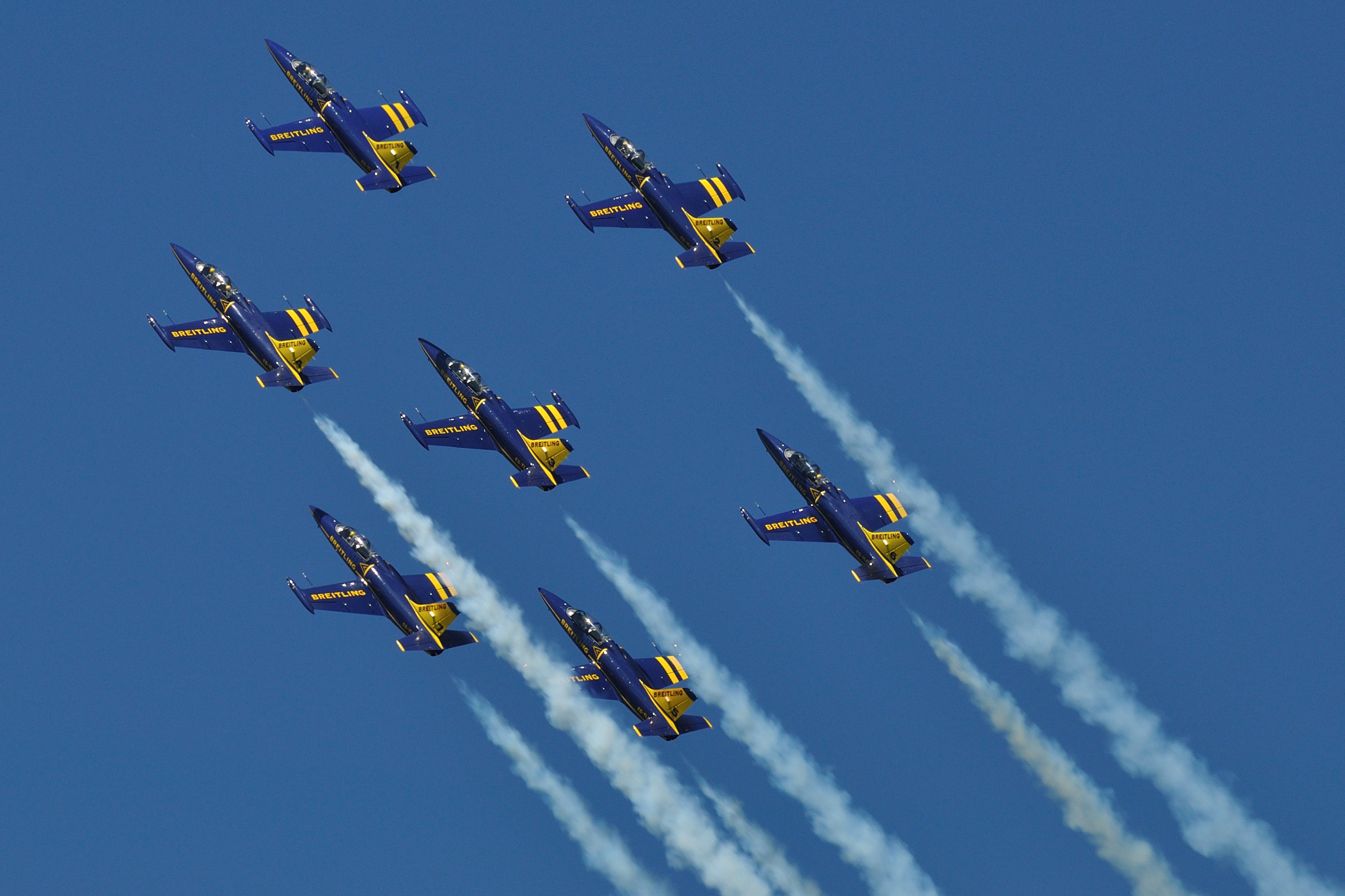 aero, L 39, Albatros, Breitling, Jet, Team, Acrobatic, Aircrafts Wallpaper