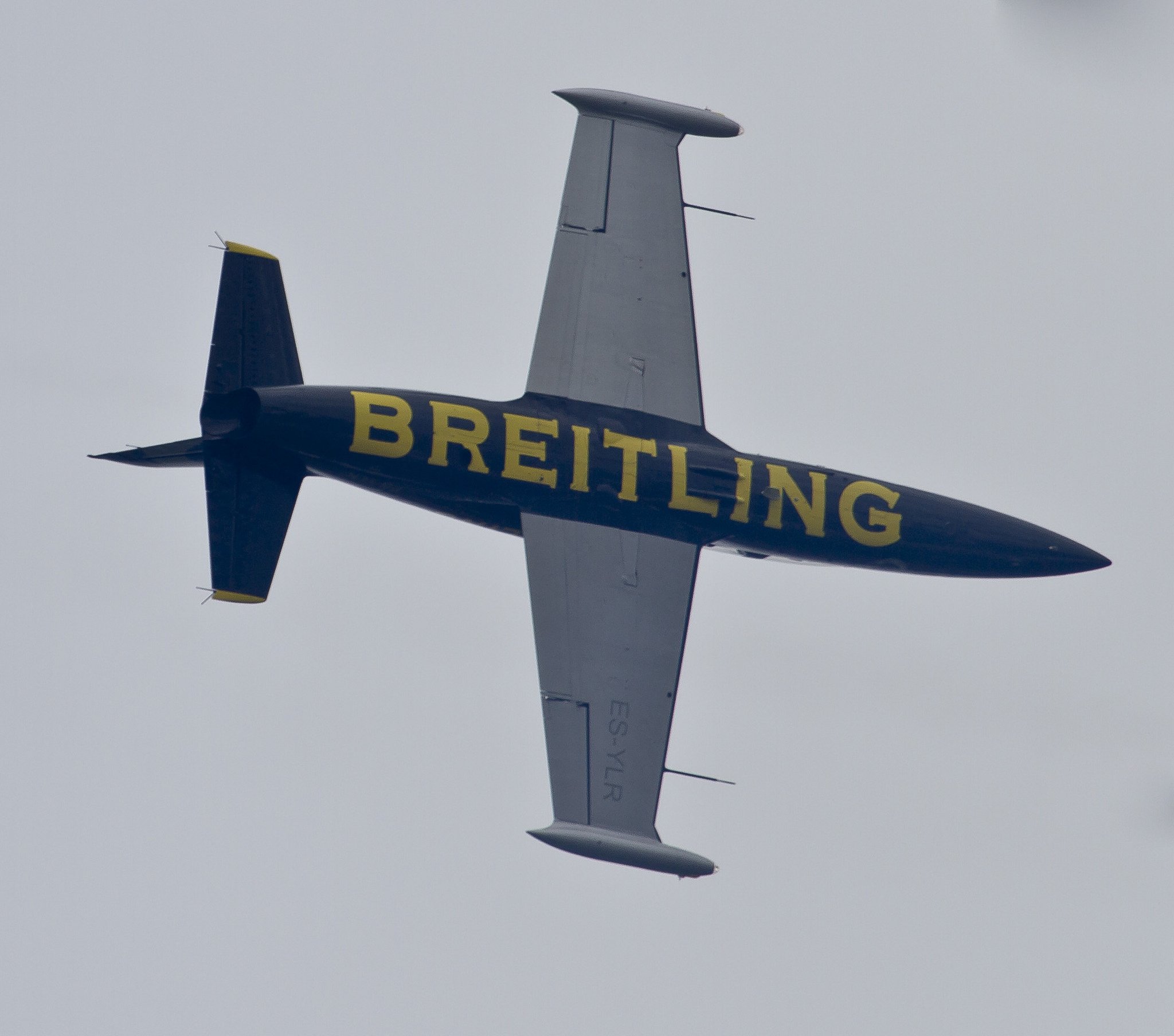 aero, L 39, Albatros, Breitling, Jet, Team, Acrobatic, Aircrafts Wallpaper