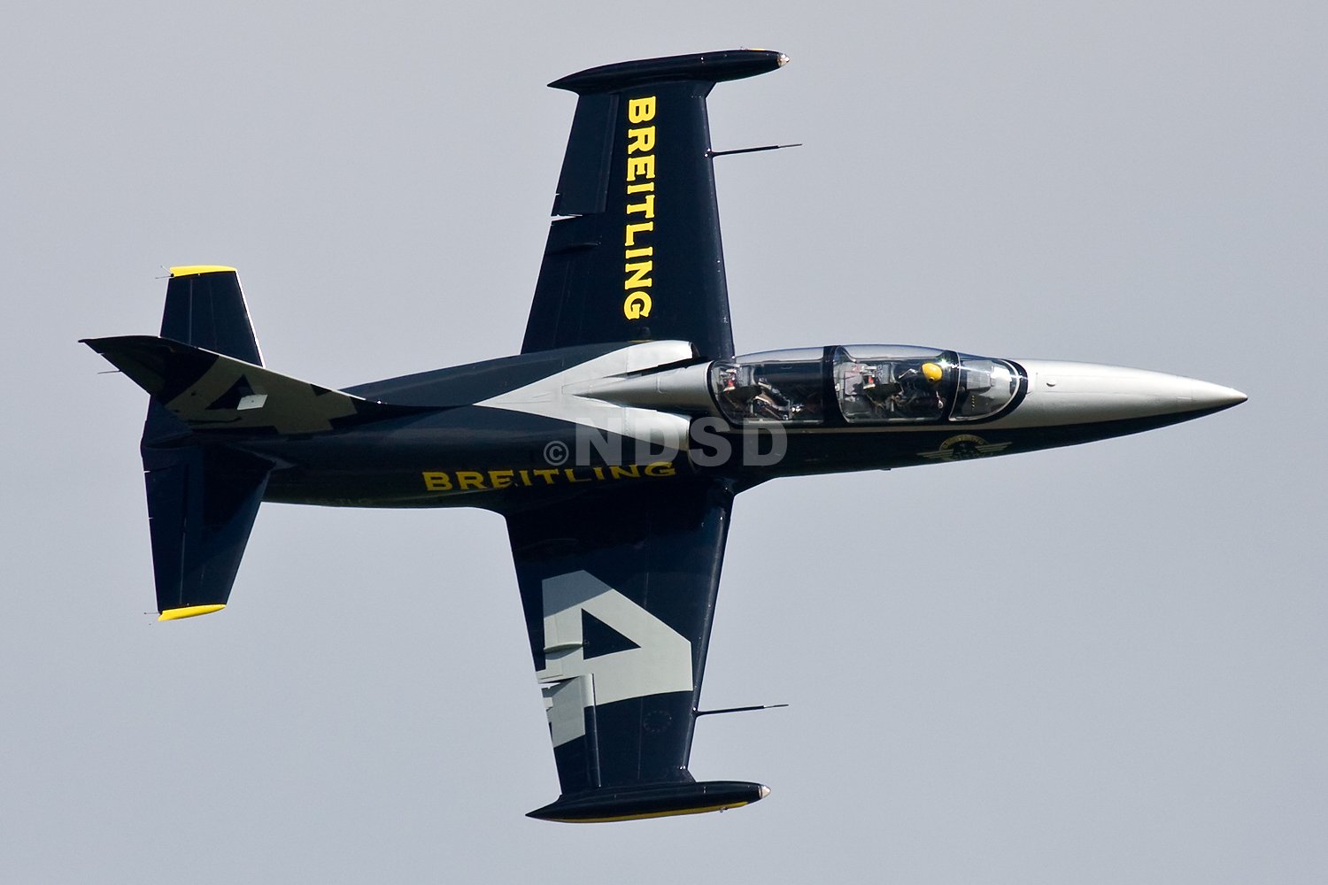 aero, L 39, Albatros, Breitling, Jet, Team, Acrobatic, Aircrafts Wallpaper
