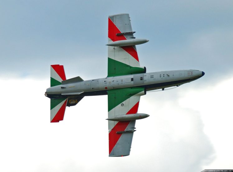 aermacchi, Mb 339, Pan, Freece, Tricolori, Jet, Team, Acrobatic, Italia, Aircrafts HD Wallpaper Desktop Background