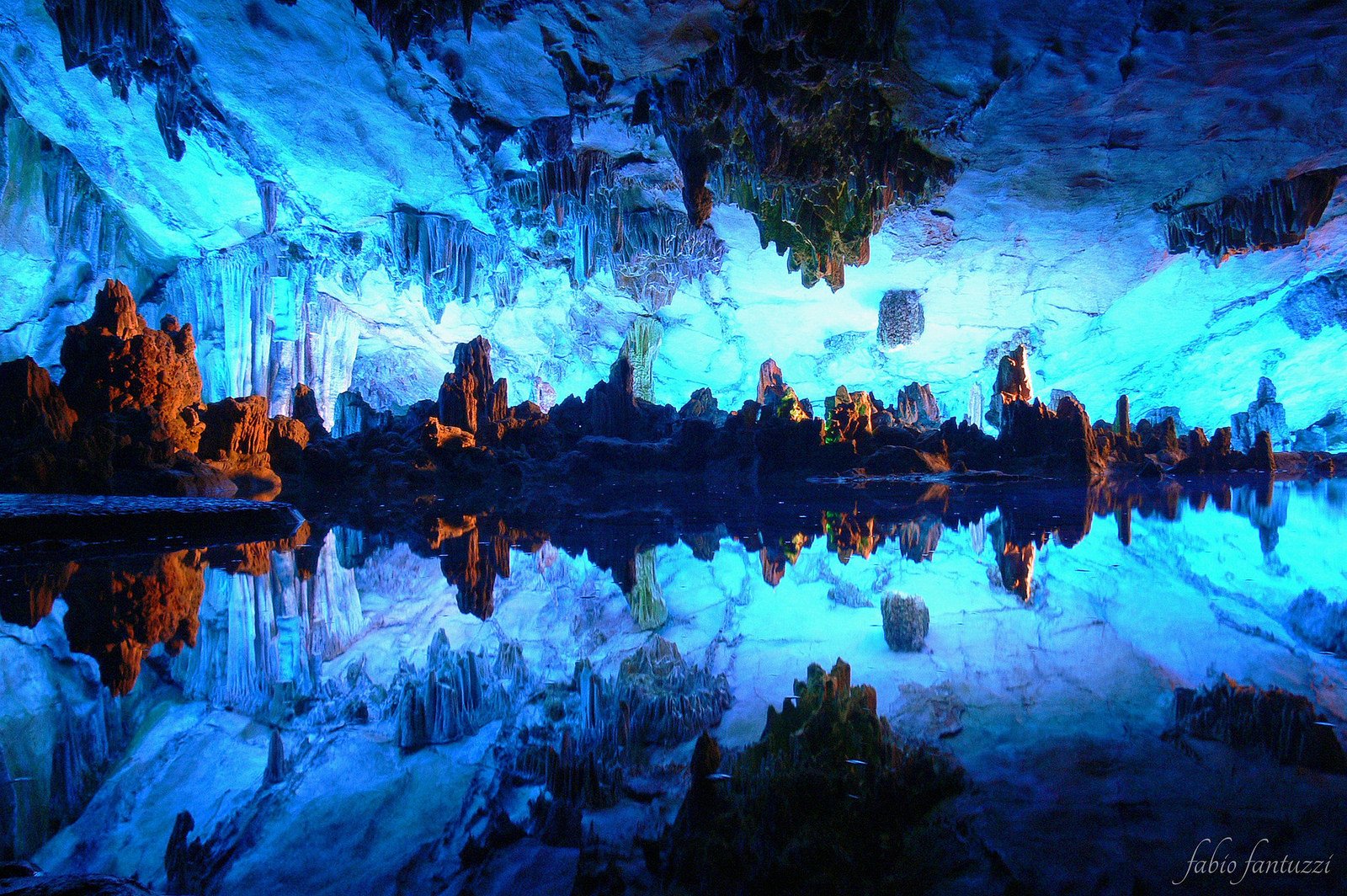 Пещера Арануи Зеландия