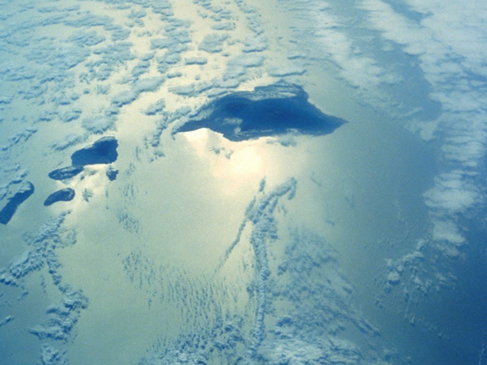 space, Planet, Universe, Earth, Satelite, Look Wallpaper