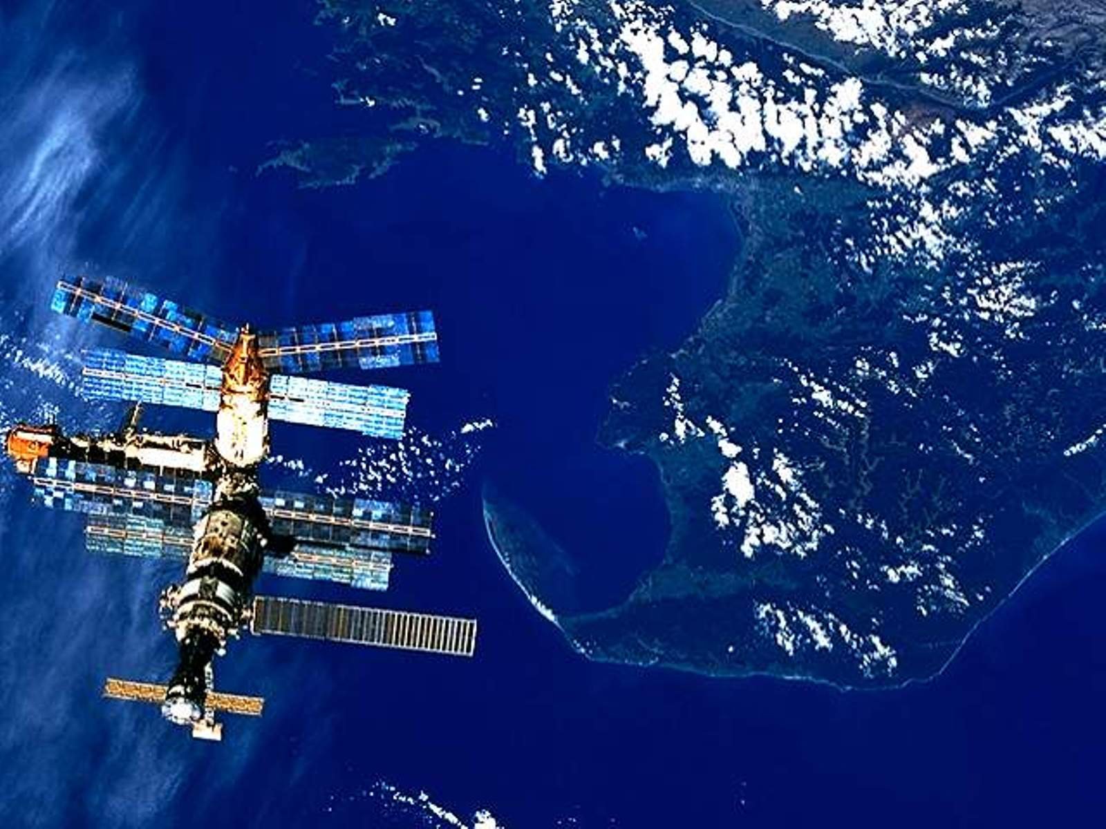 space, Planet, Universe, Earth, Satelite, Look Wallpaper