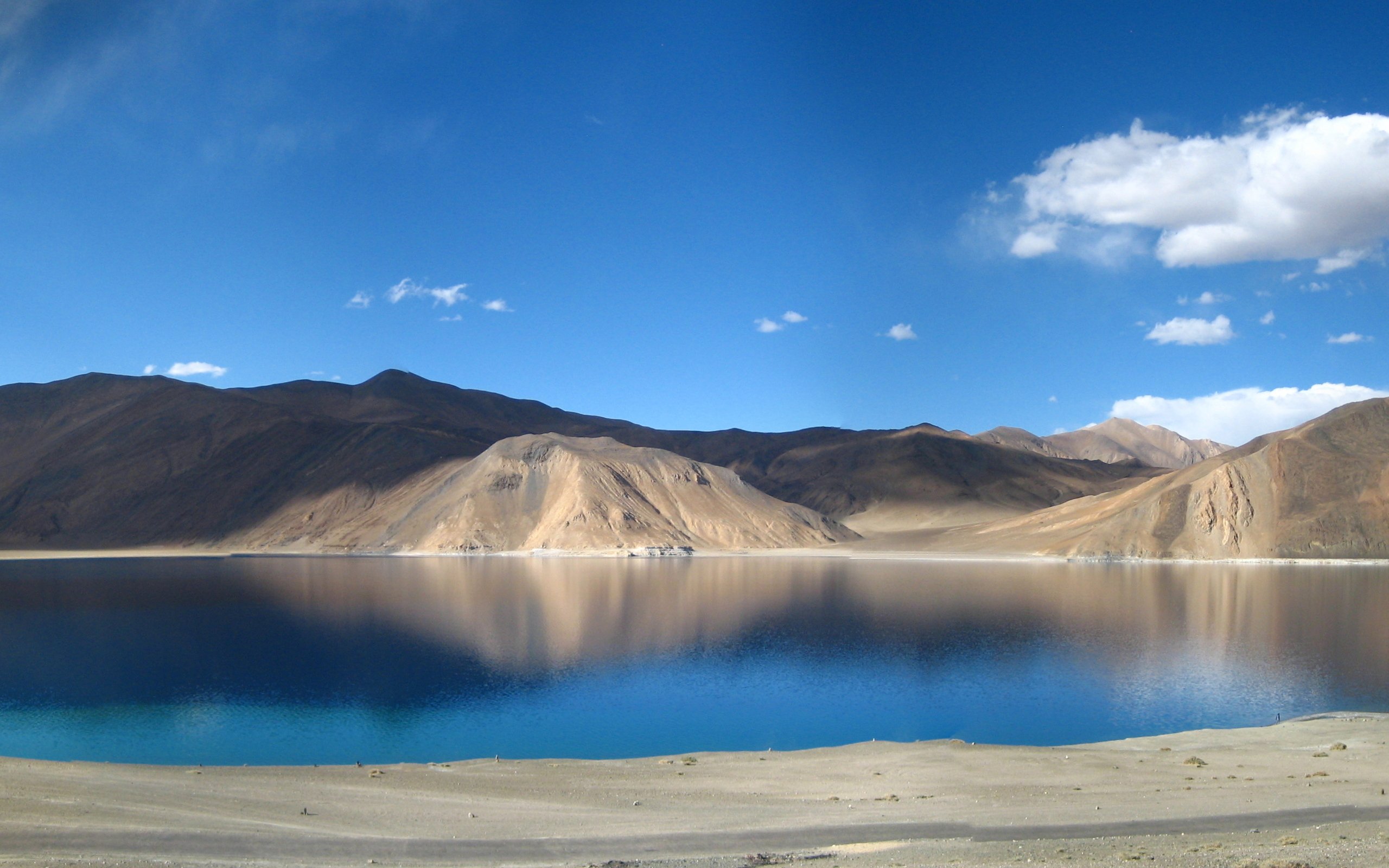 mountains, Nature, Snow, Rocks, Wild, River, Green Wallpaper