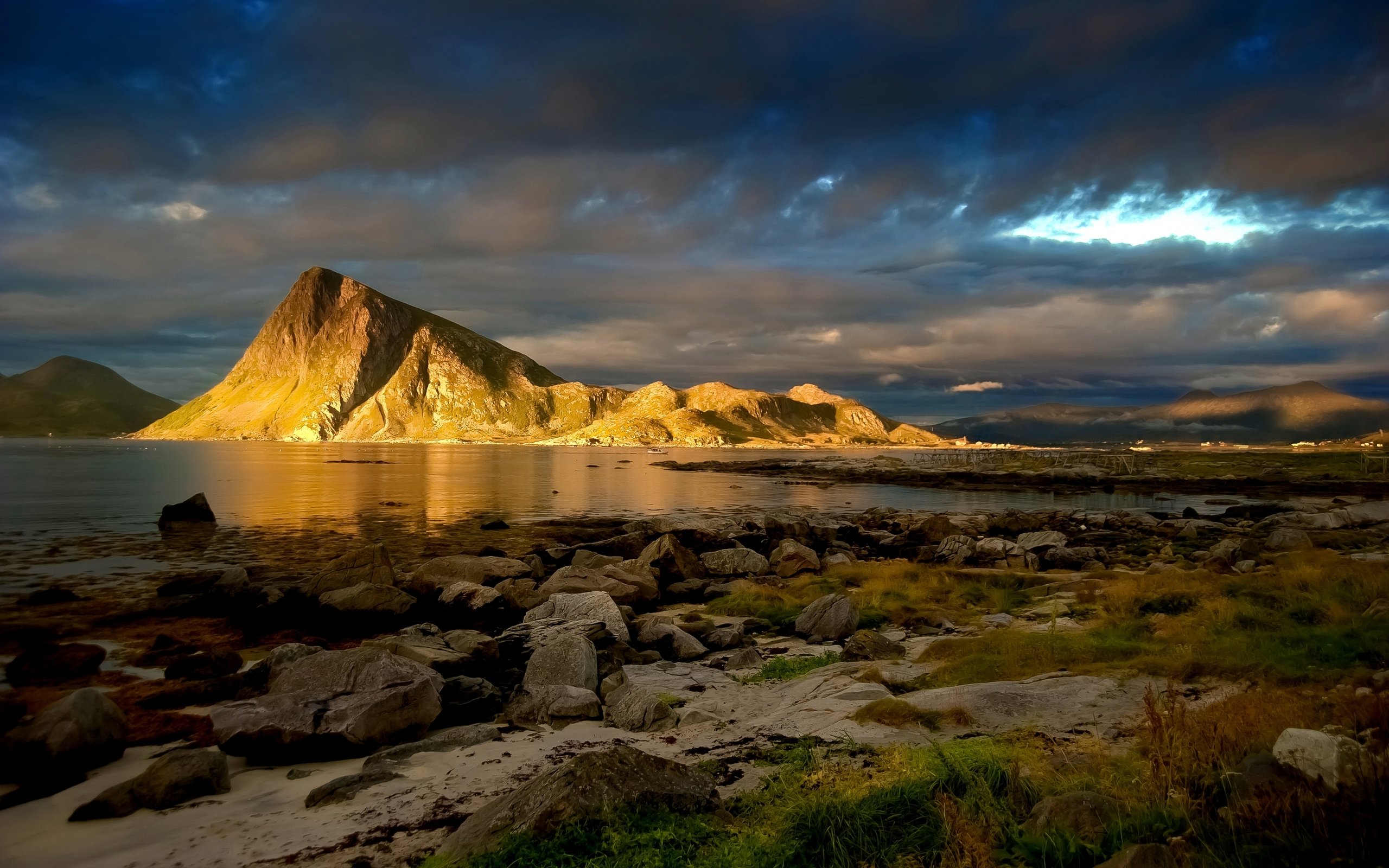 mountains, Nature, Snow, Rocks, Green, Sky, River, Lake Wallpaper