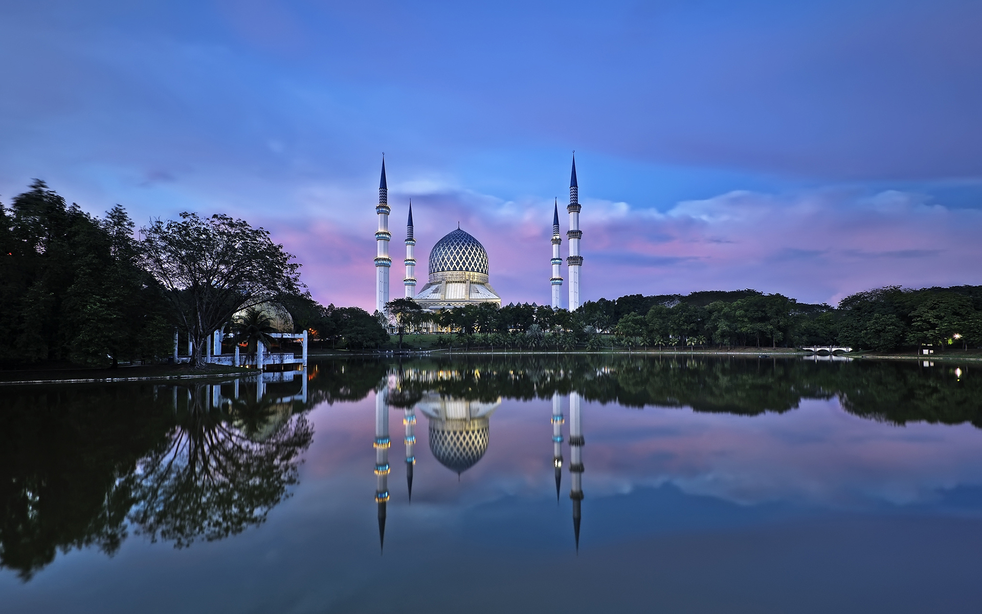 building, Reflection, Mosque, Lake, Sky Wallpaper