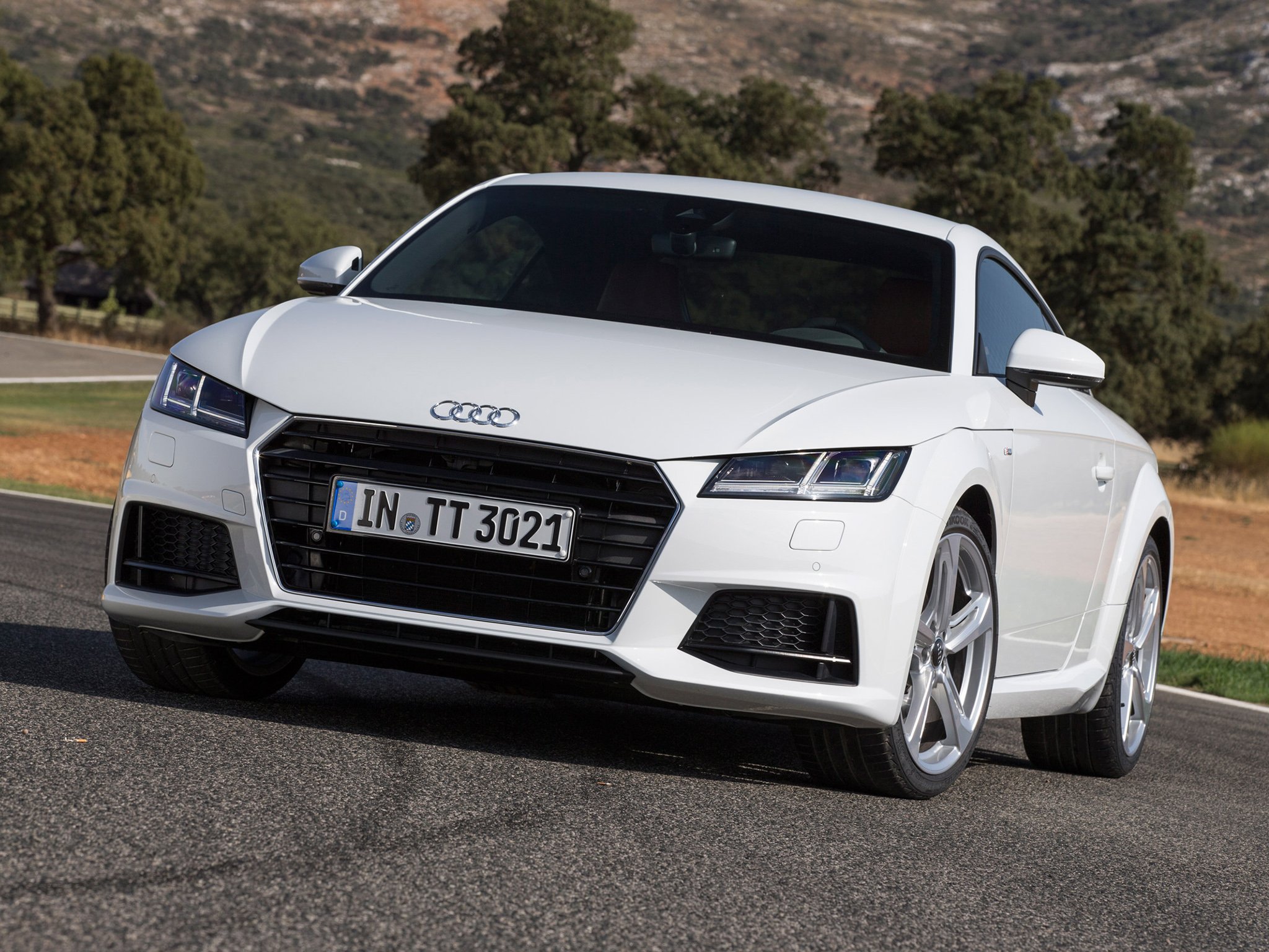 Д ауд. Машина Ауди ТТ. Audi TT White. Audi TTS 2021. Audi TT 2015.