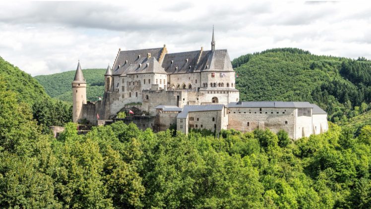 vianden, Castle, Diekirch, Luxembour, Forest HD Wallpaper Desktop Background