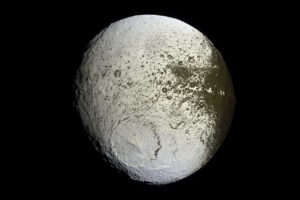iapetus, Moon