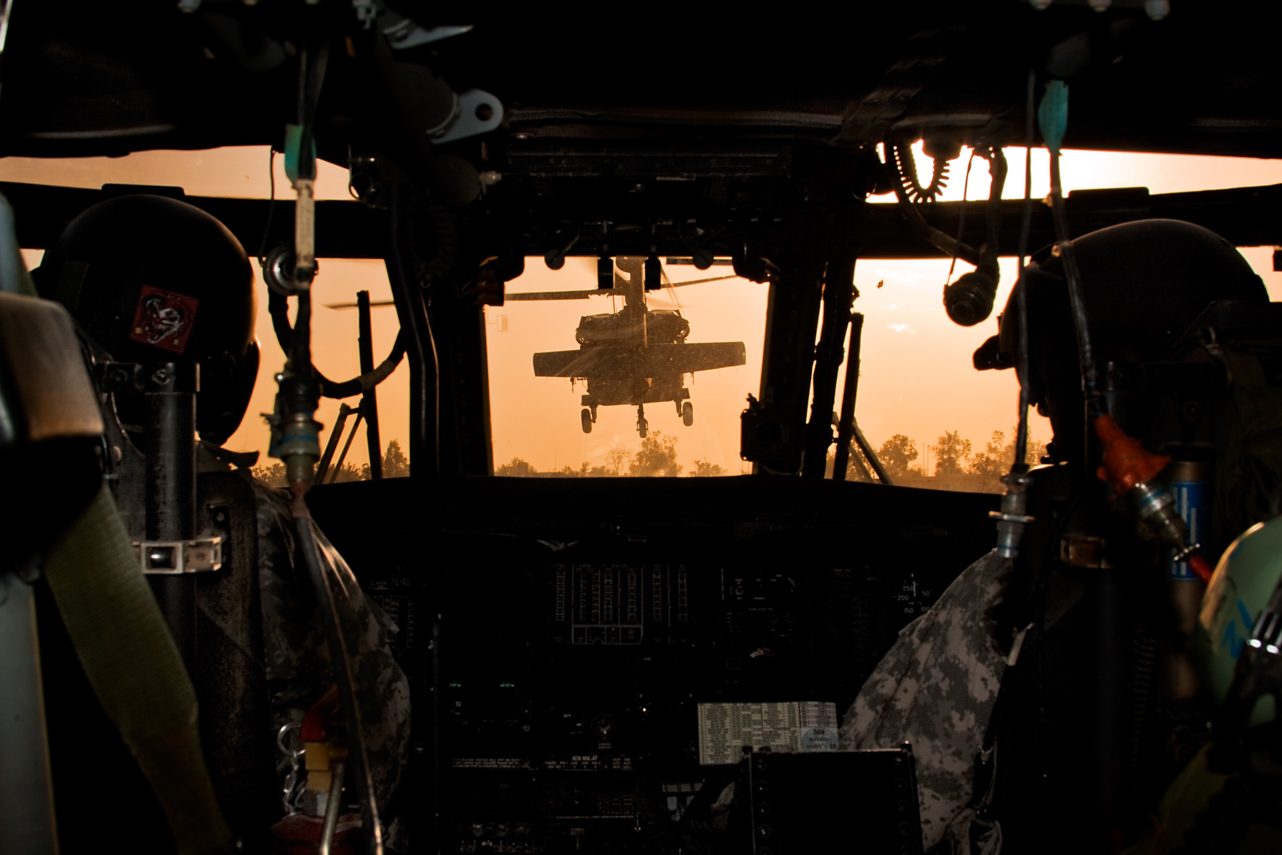 cockpit, Helicopter, Pilot, Soldiers, Military Wallpaper