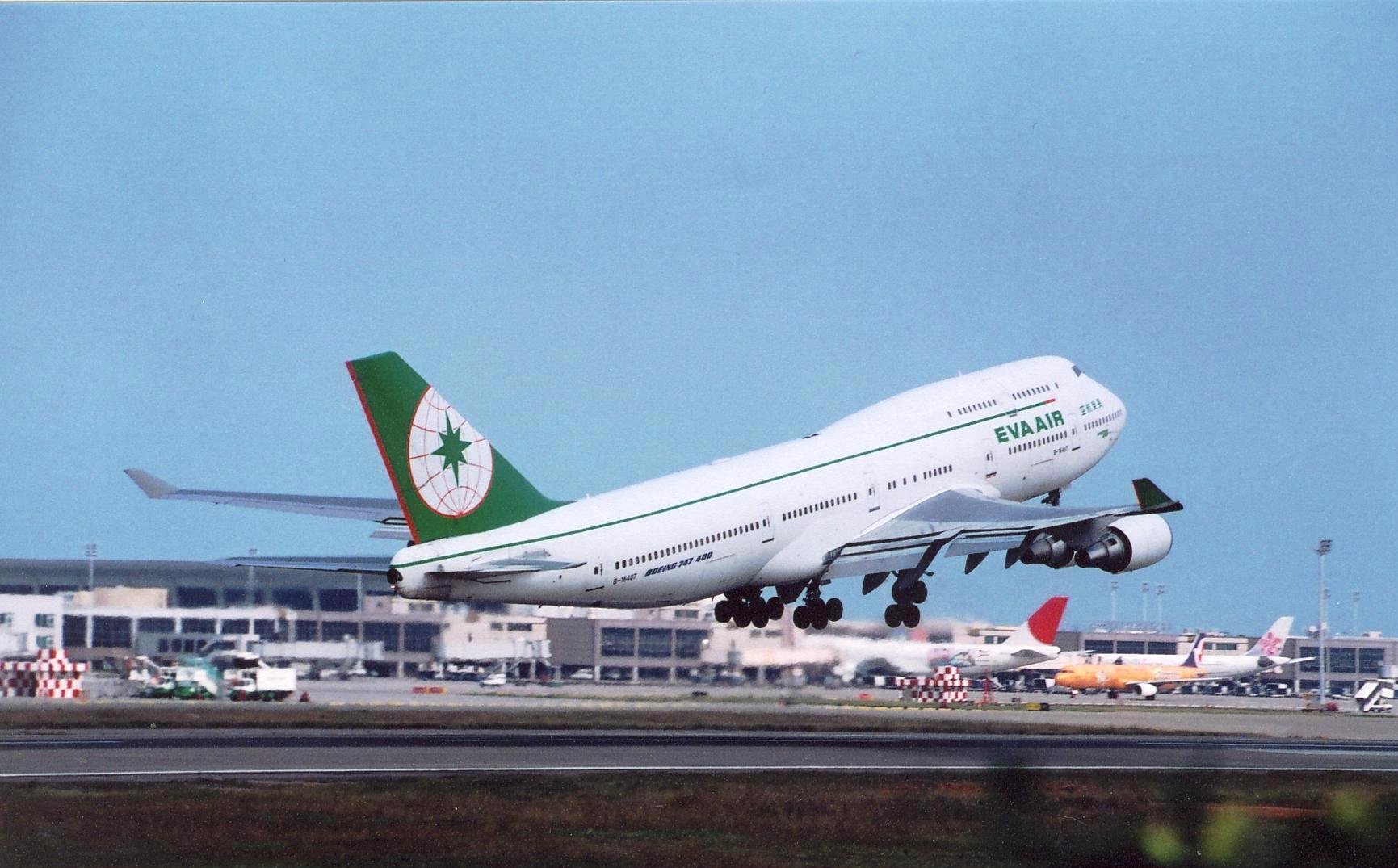 aicrafts, Boeing, 747, Airports, Jet, Sky, Transports, Cargo Wallpaper