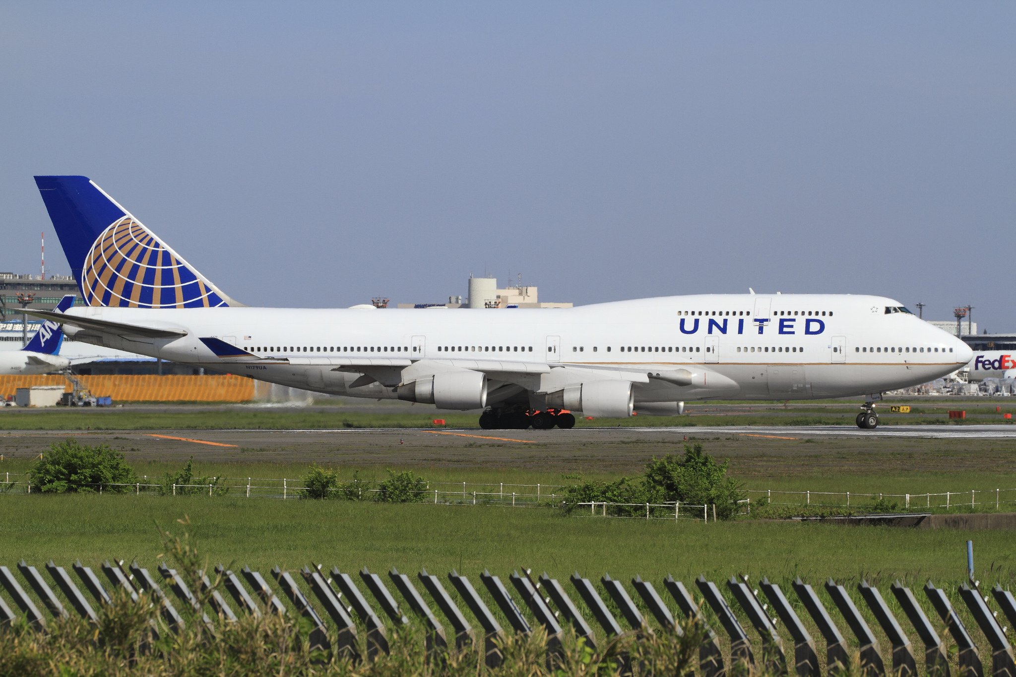 aicrafts, Boeing, 747, Airports, Jet, Sky, Transports, Cargo Wallpaper