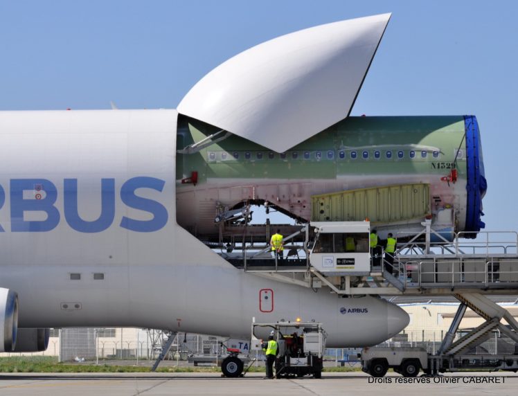 airbus, Beluga, A300, 600st, Cargo, Aircrafts, Airliner, Airplane, Plane, Transport, Sky HD Wallpaper Desktop Background