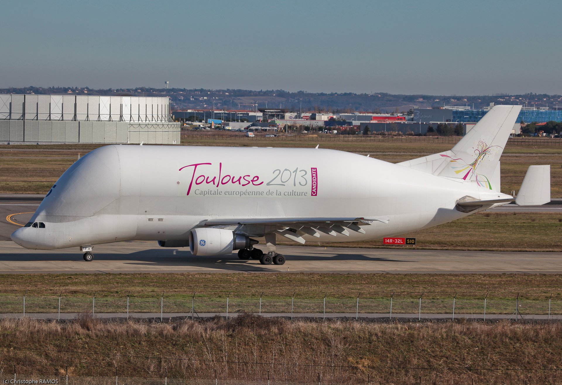 airbus, Beluga, A300, 600st, Cargo, Aircrafts, Airliner, Airplane, Plane, Transport, Sky Wallpaper