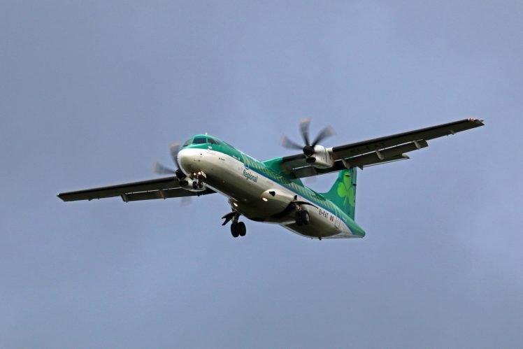 atr, 42, 72, 600, Aircrafts, Airliner, Airplane, Plane, Transport HD Wallpaper Desktop Background