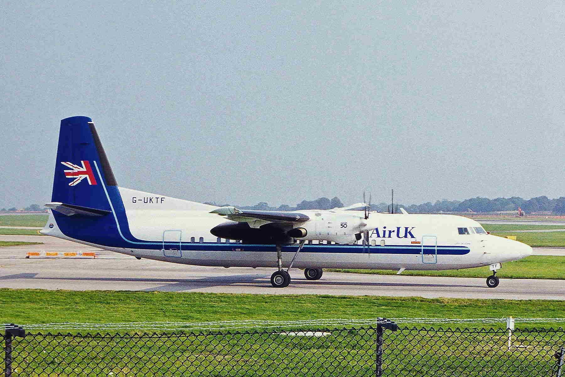 aircrafts, Airliner, Airplane, Fokker 50, Plane, Transport Wallpaper