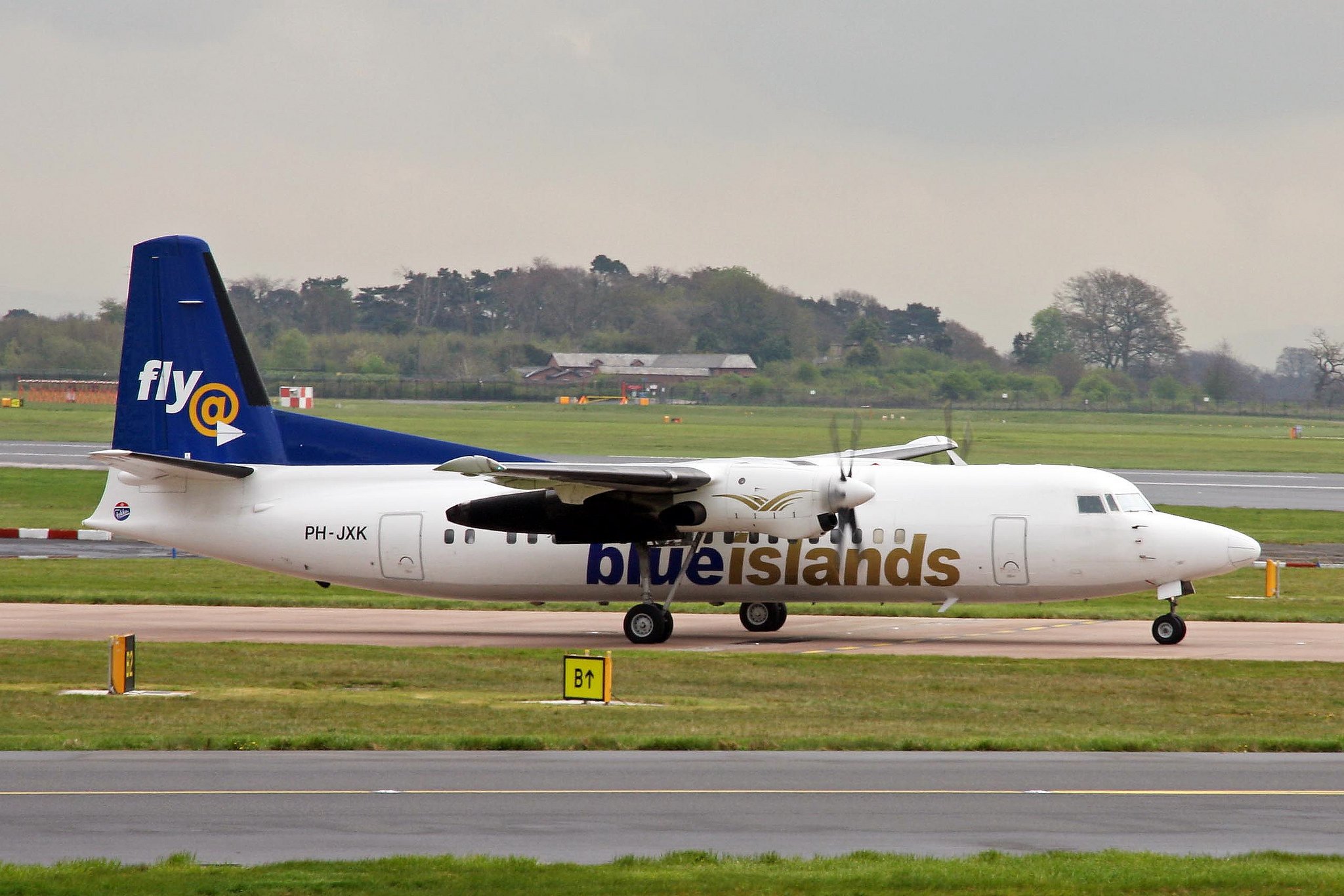 aircrafts, Airliner, Airplane, Fokker 50, Plane, Transport Wallpaper