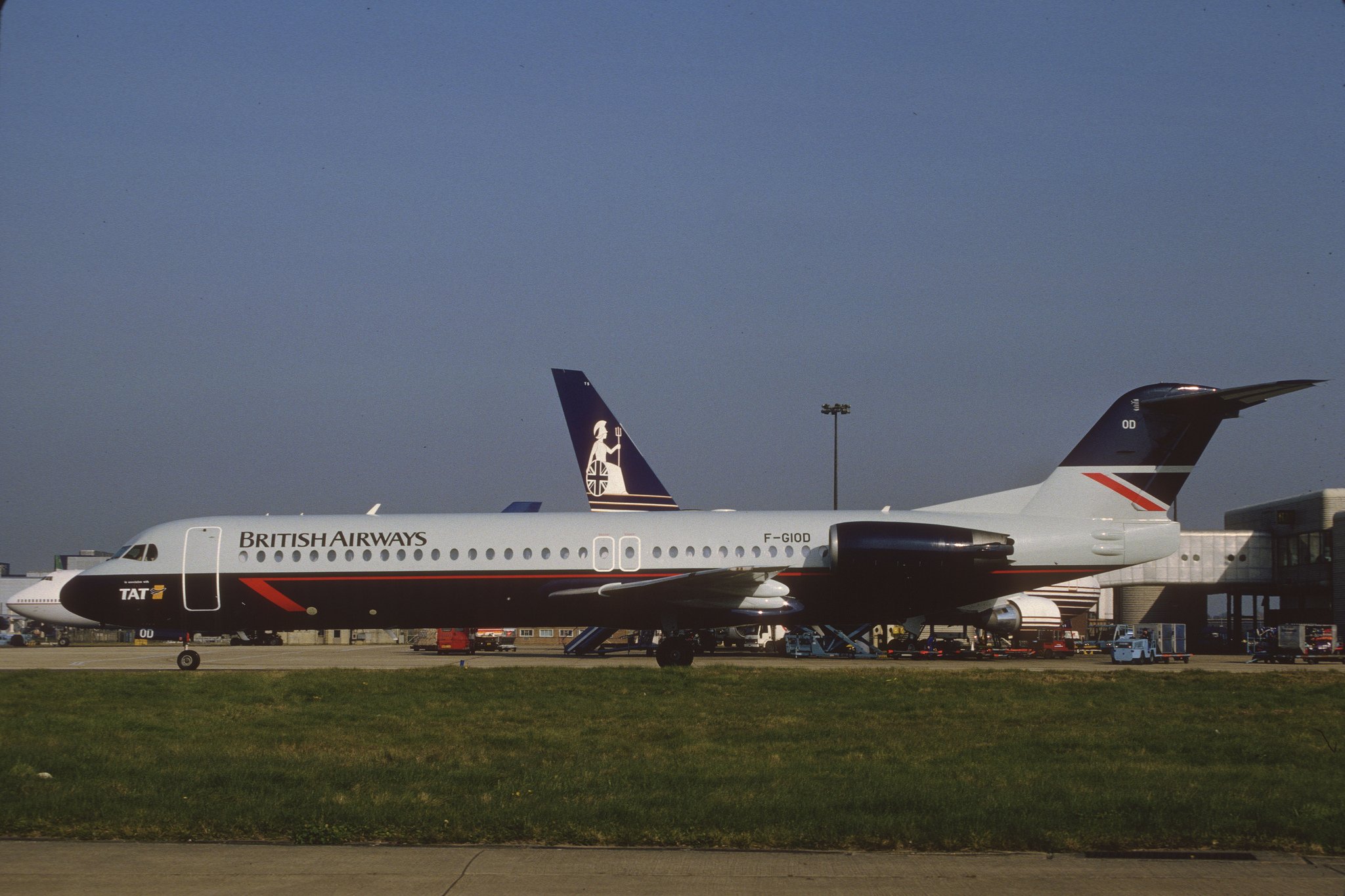 aircrafts, Airliner, Airplane, Fokker 100, Plane, Transport Wallpaper