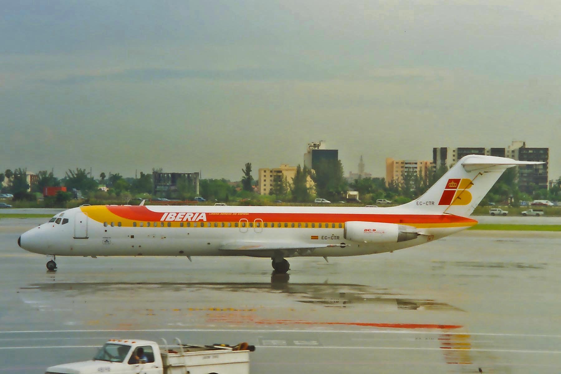 aircrafts, Airliner, Airplane, Army, Cargo, Dc, 9, Douglas, Mcdonnell, Plane, Transport Wallpaper