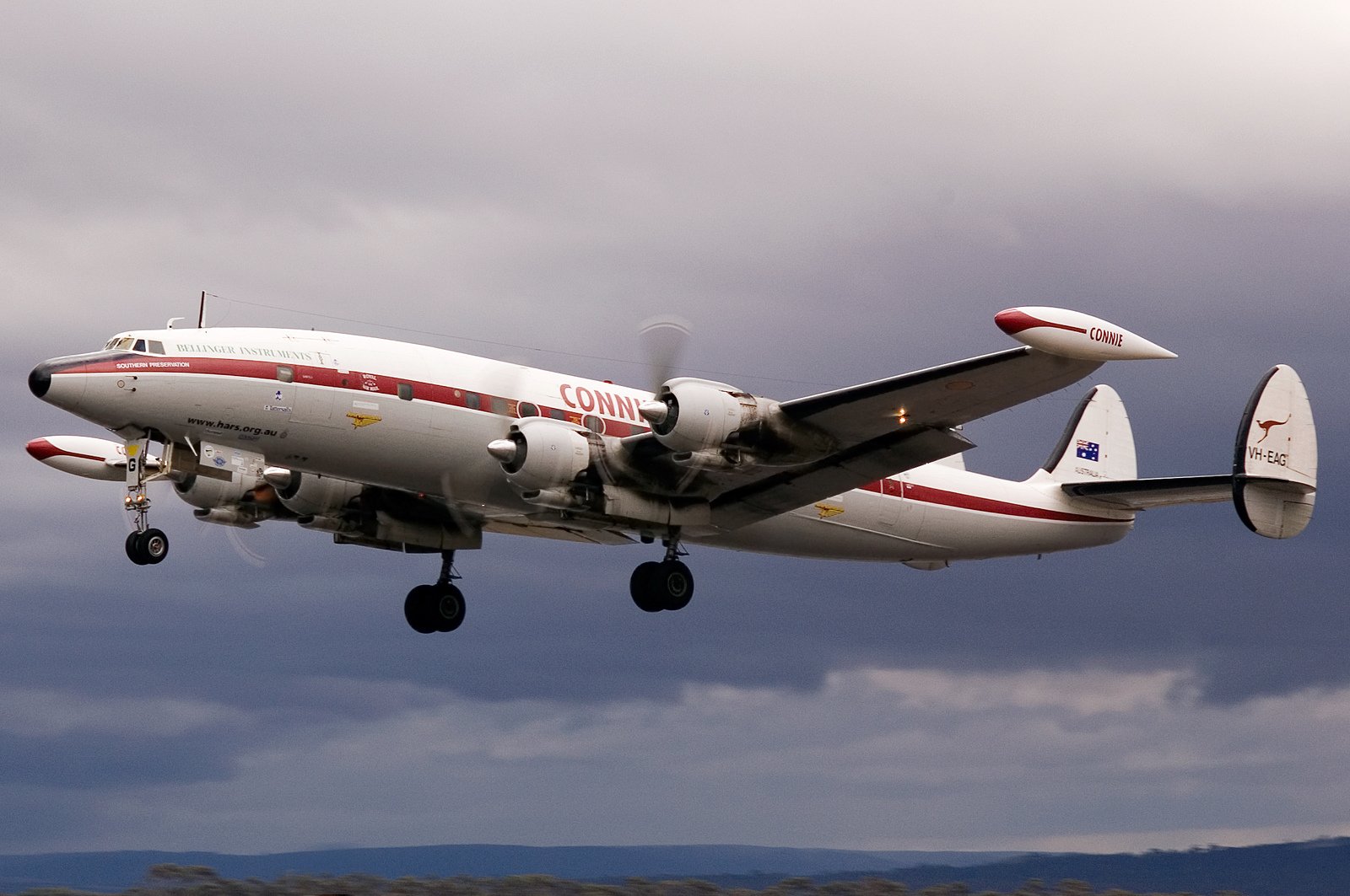 lockheed, Constellation, Airliner, Airplane, Plane, Transport, Aircrafts Wallpaper