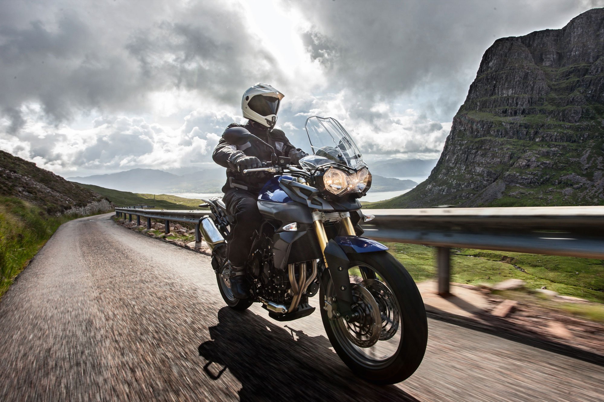 Triumph Tiger 800 Wallpapers