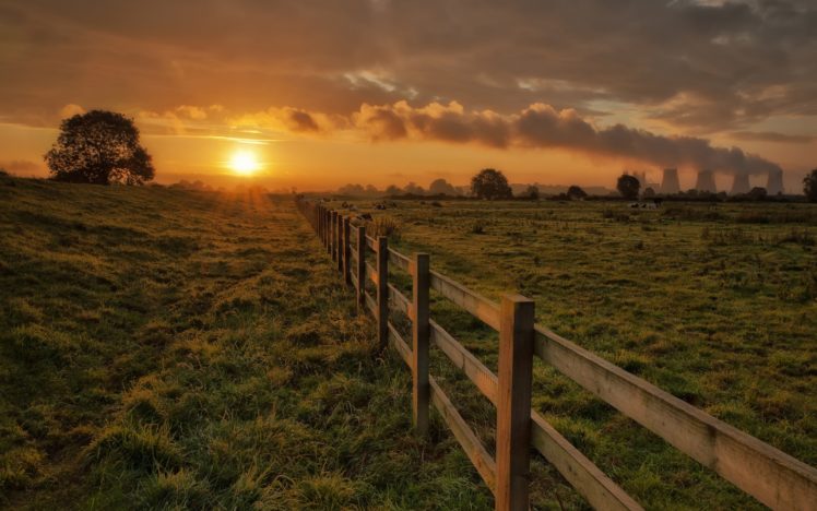 corral, Fence, Fencing, Cows, Grass, Trees, Sun, Evening, Sunset, Sky, Clouds, Nuclear, Radiation, Landscapes HD Wallpaper Desktop Background