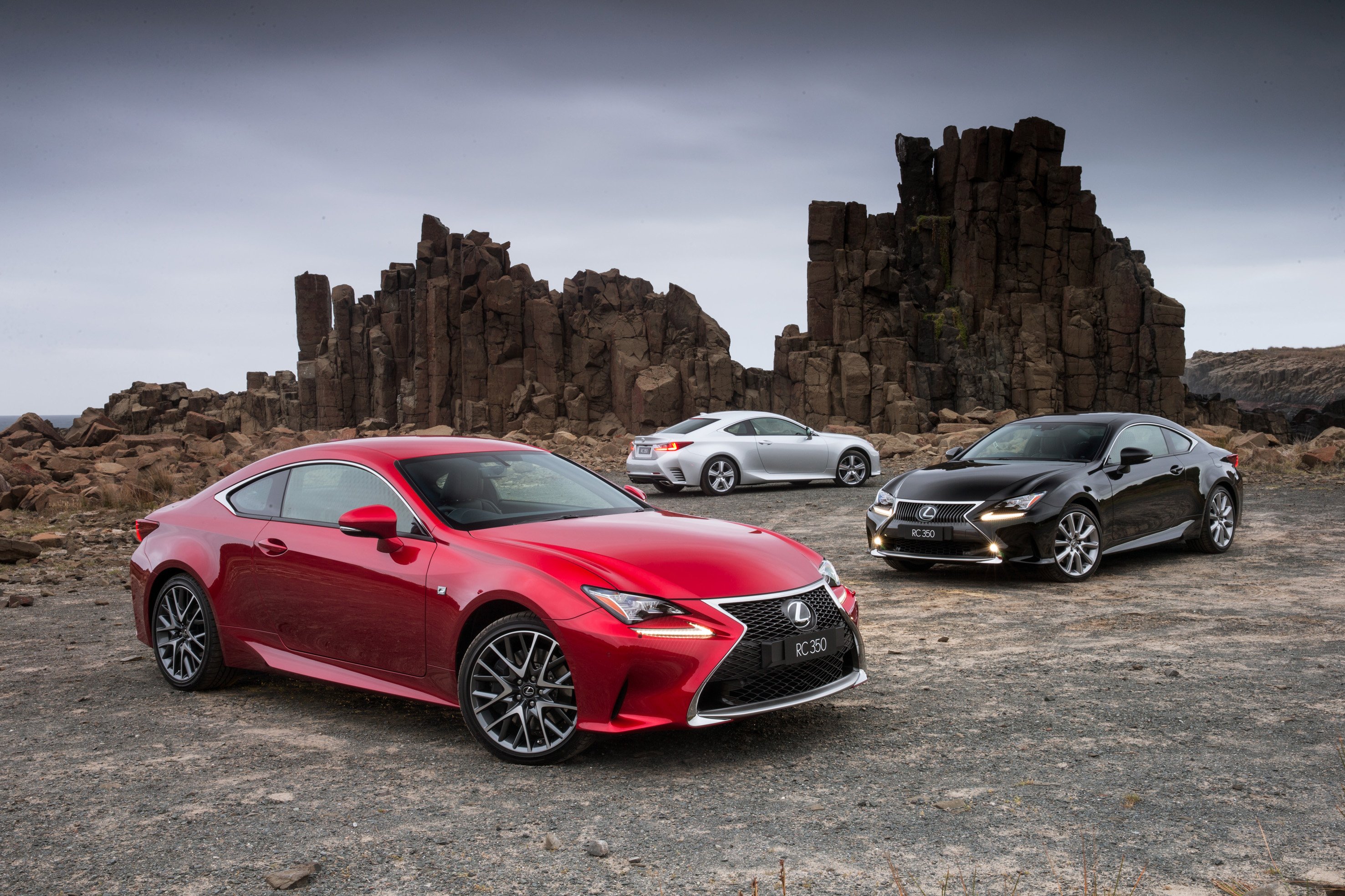 Lexus is r