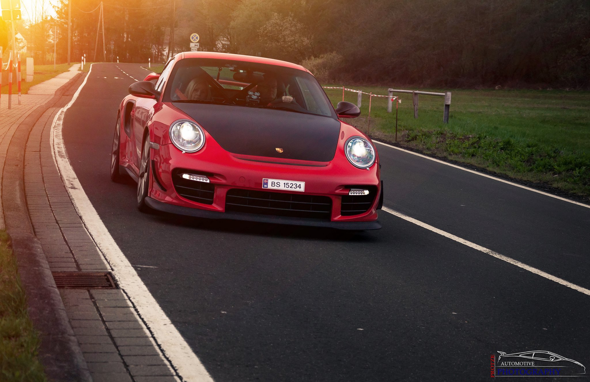 911, Cars, Coupe, Germany, Gt2, Gt2, Rs, Porsche, Rouge, Red Wallpaper