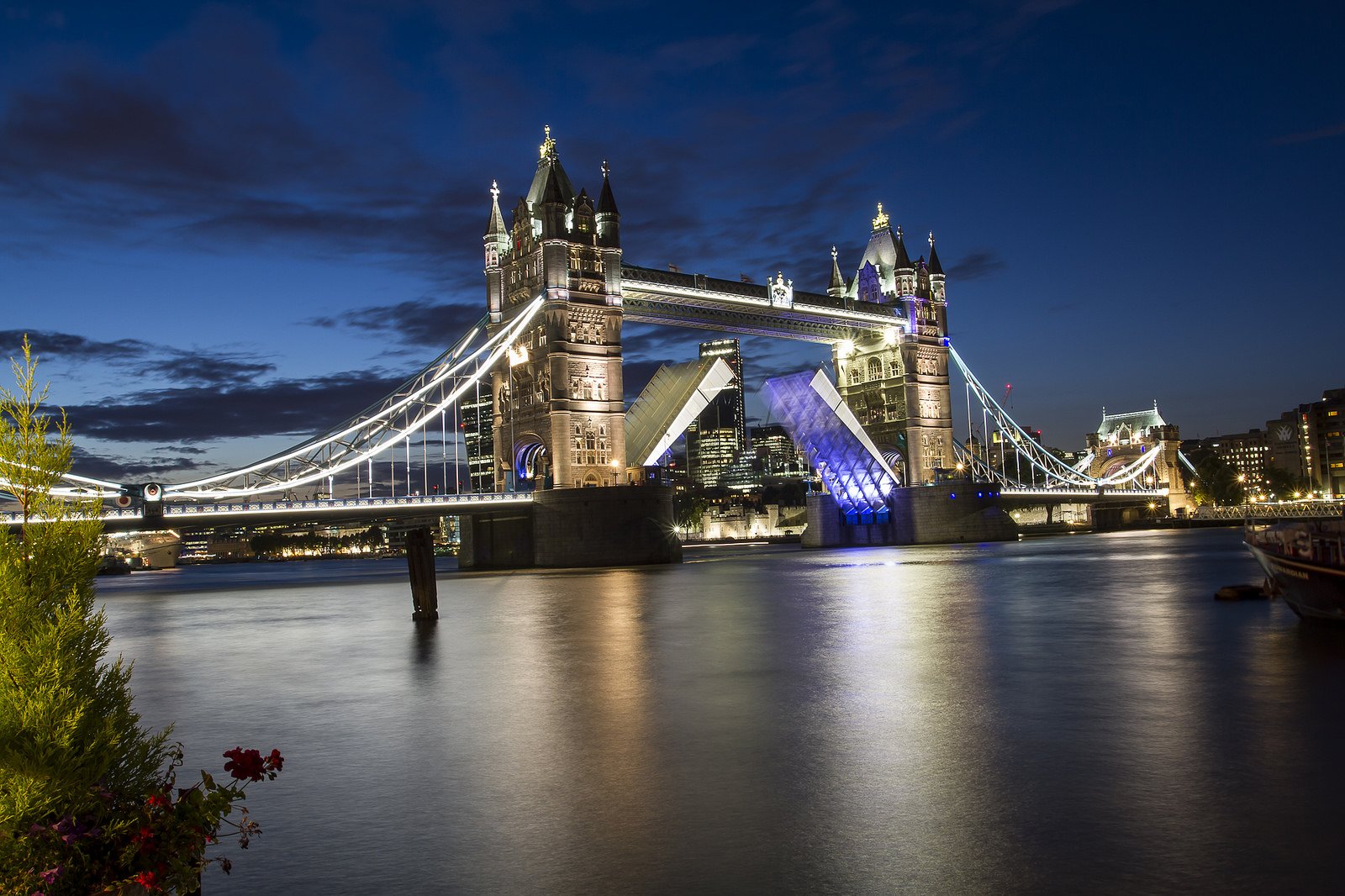 architecture, Building, Tower, Cities, Light, Londres, London, Angleterre, England, Uk, United, Kingdom, Tamise, Towers, Rivers, Bridges, Monuments, Night, Panorama, Panoramic, Urban Wallpaper