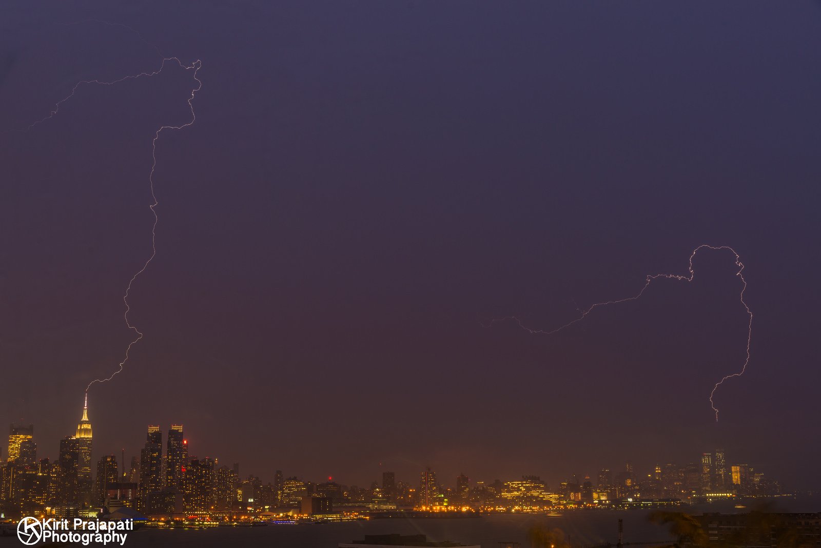 lightning, Night, Light, Nature, Storm, Cities, Sky, Landscapes, Electricity, Skyscapes Wallpaper