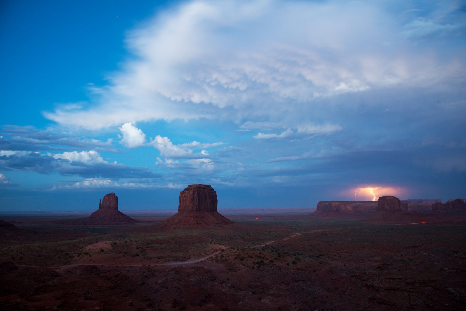 lightning, Night, Light, Nature, Storm, Cities, Sky, Landscapes, Electricity, Skyscapes Wallpaper
