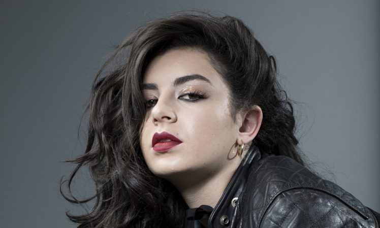 charli, Xcx, House, Pop, Electronica, Indie, Electro, Synth, Synthpop, Babe, Singer HD Wallpaper Desktop Background