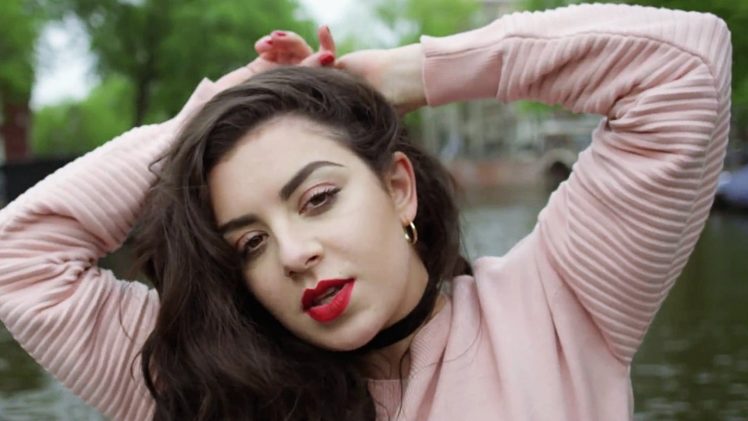 charli, Xcx, House, Pop, Electronica, Indie, Electro, Synth, Synthpop, Babe, Singer HD Wallpaper Desktop Background