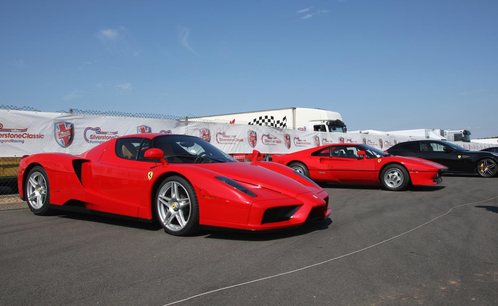 ferrari, Enzo, Supercars, Cars, Italia, Red, Rouge Wallpaper