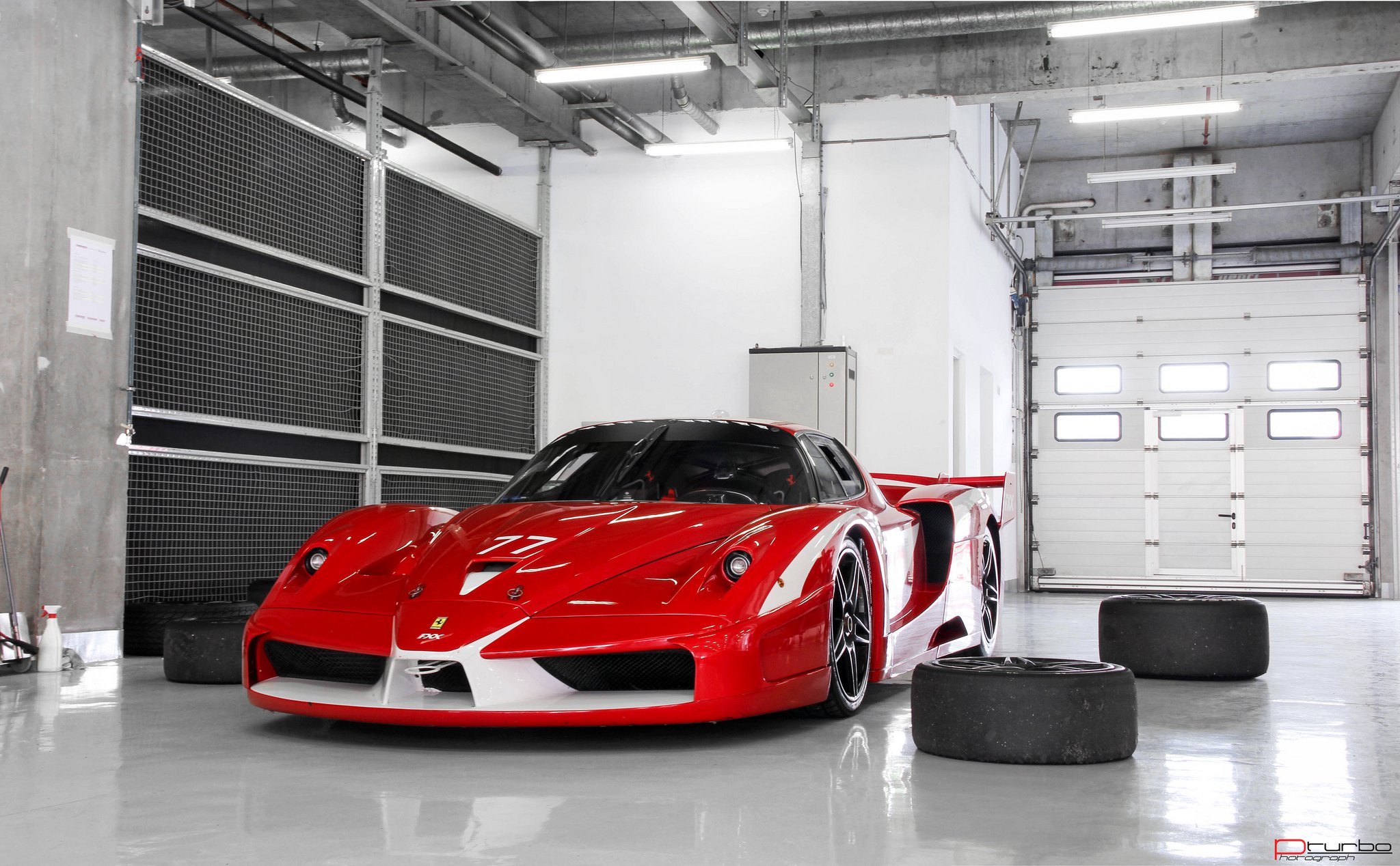 ferrari, Fxx, Enzo, Racecars, Supercars, Cars, Race, Italia, Red, Rouge, Rossa Wallpaper